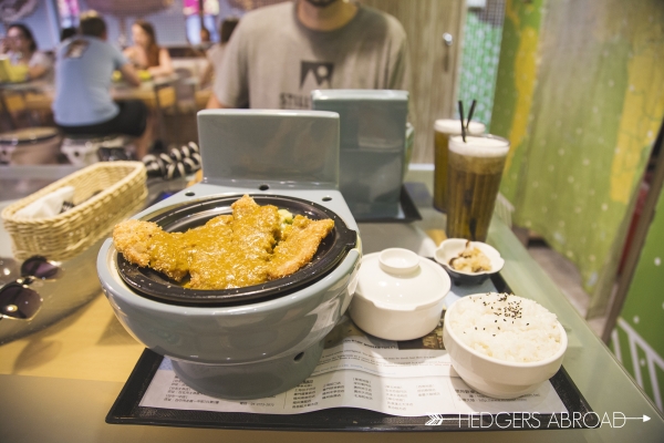 Modern Toilet's Crappy Food: A Review